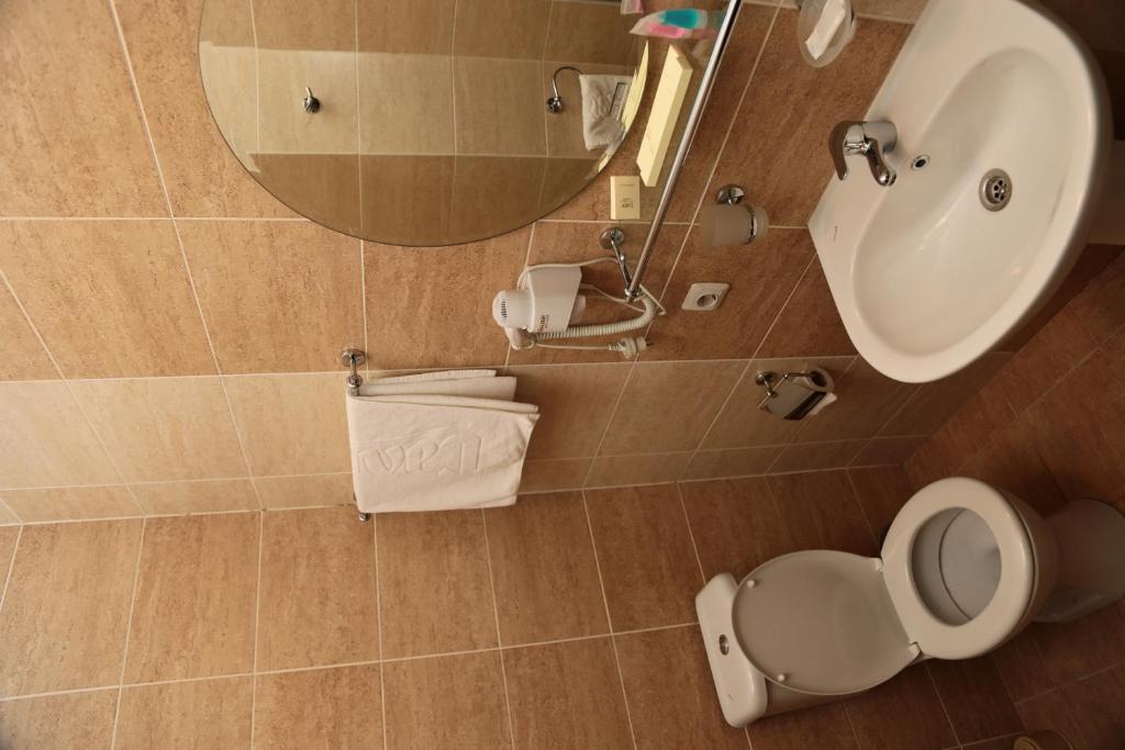 Salem On Tulebaeva Street Hotel Алмати Номер фото